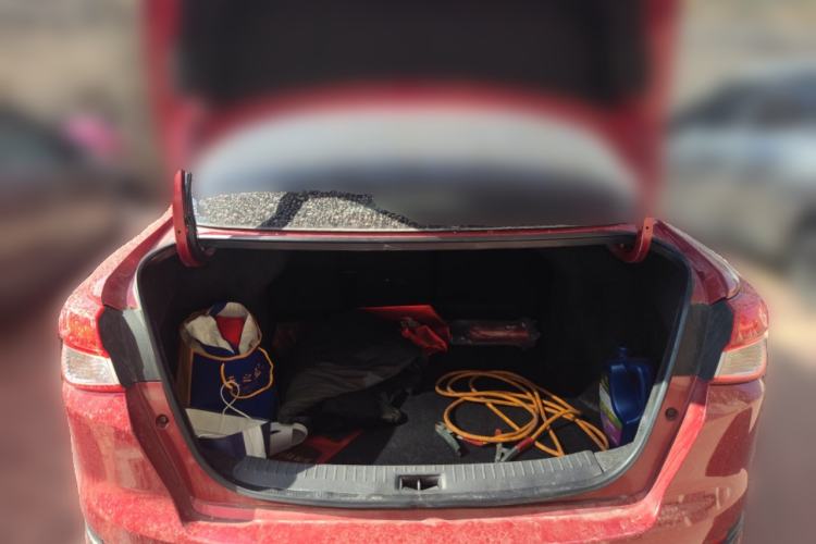 Used Nissan Lannia 2016 1.6L CVT Smart Cool Edition Trunk