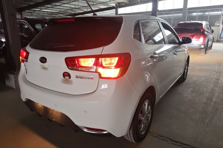 Used Kia K2 2015 Hatchback 1.4L AT GLS Cool Edition