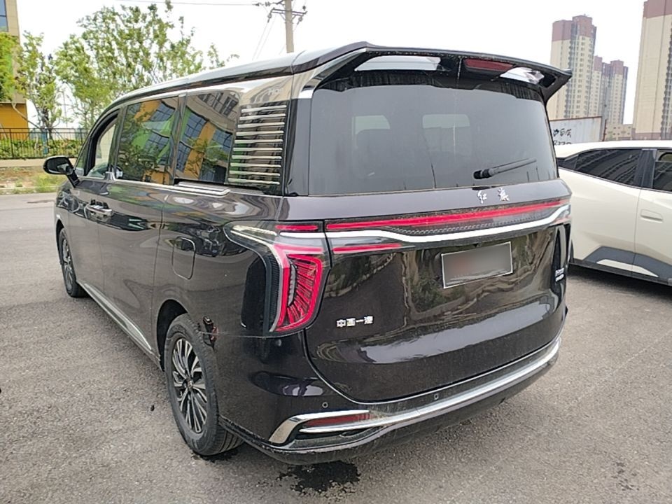 Hongqi HQ9 PHEV 2024 2.0T Four-Wheel Drive Business Edition — снимка 4