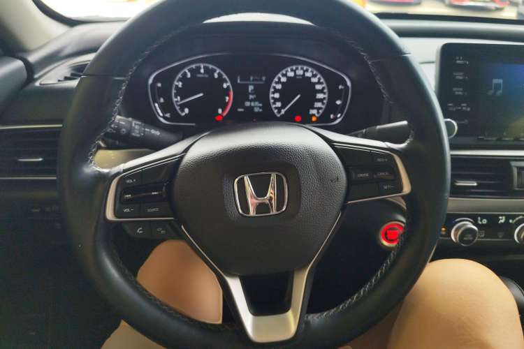 Used Honda Accord 2018 260TURBO Elite Edition China VI Steering Wheel