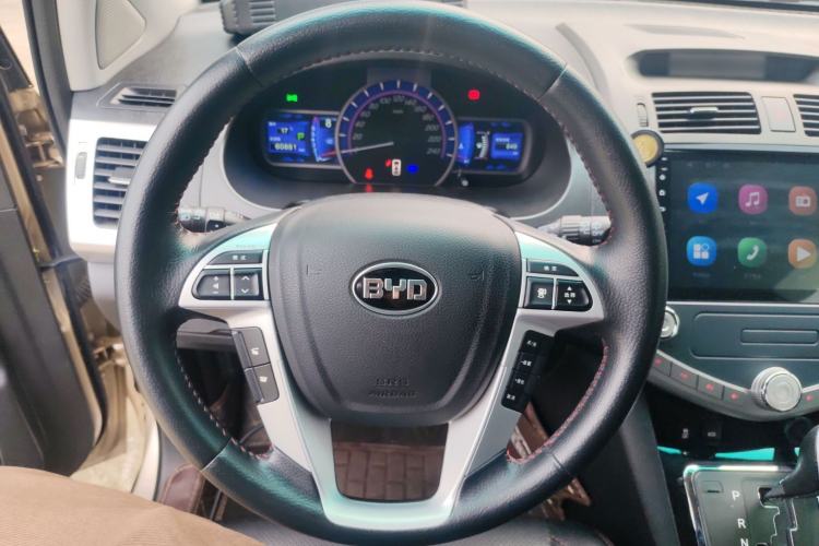 Used BYD S6 2014 2.4L Automatic Prestige 7-Seater