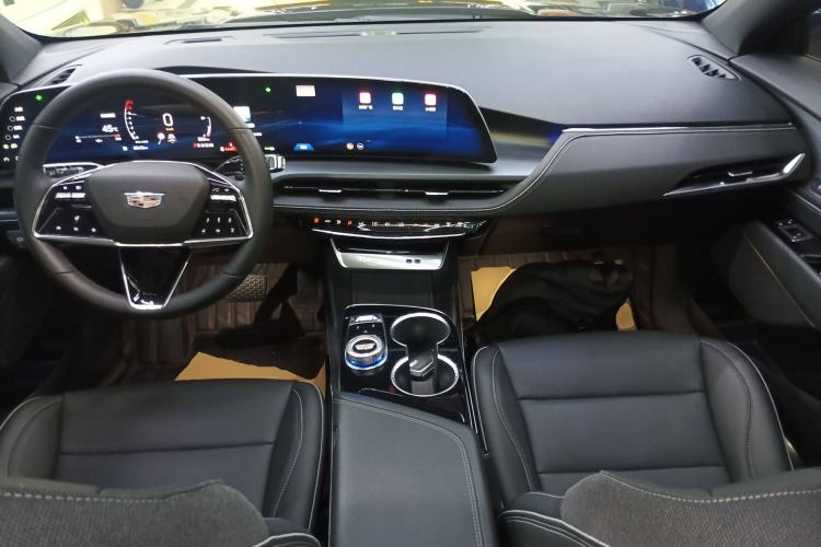 Used Cadillac GT4 2023 25T Luxury Model