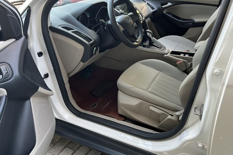 Used Ford Focus 2015 Sedan 1.6L Automatic Comfort Model