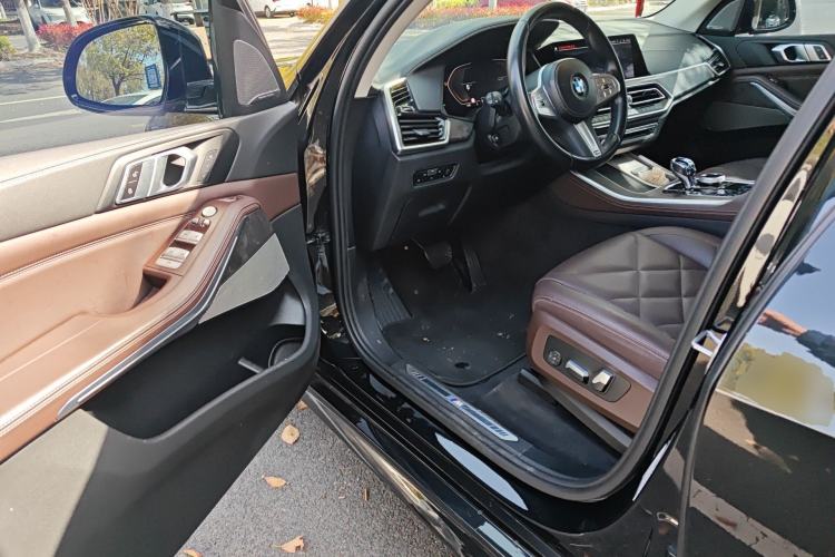 Used BMW X5 2022 Restyled xDrive 30Li Luxury Version M Sport Package