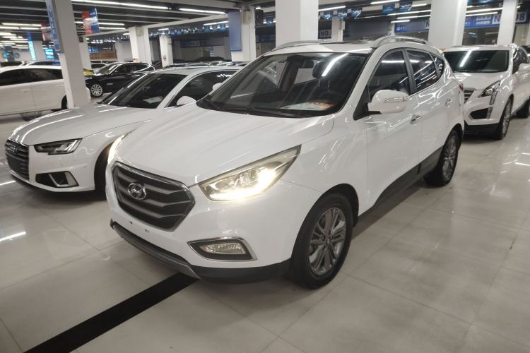 Used Hyundai ix35 2013 2.0L Automatic Two-Wheel Drive Smart GLS China IV Standard