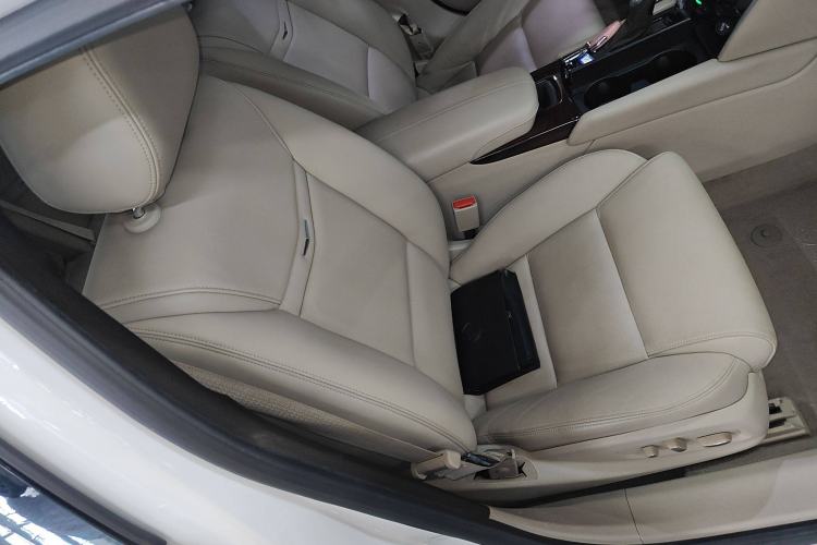 Used Cadillac XTS 2015 28T Elite Model