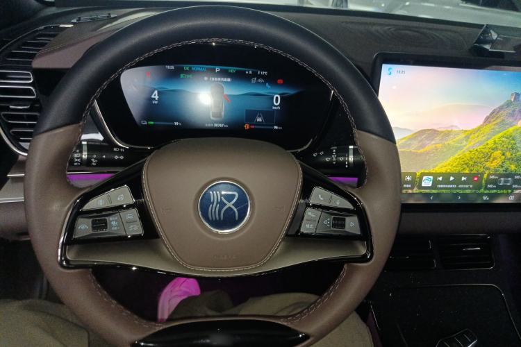 Used BYD Han 2024 DM-i Glory Edition 121KM Prestige Model
