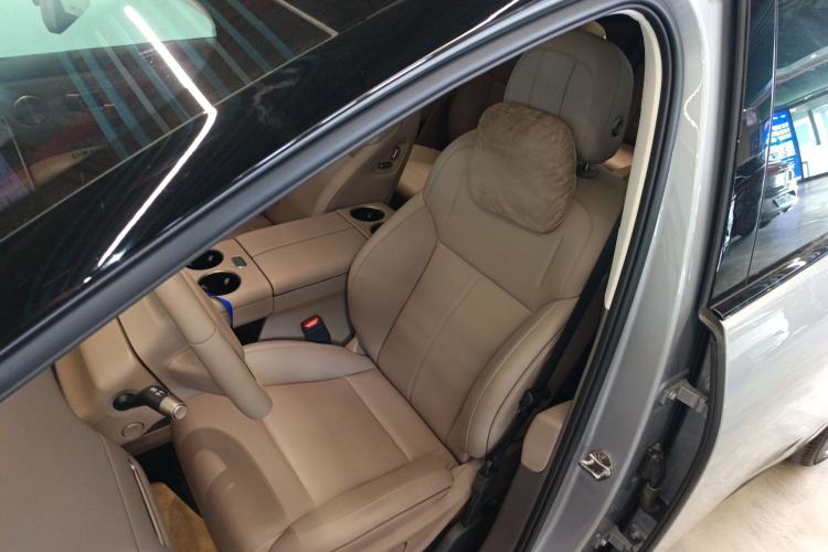 Used Li Auto Li Auto i8 2025 Model Standard Version
