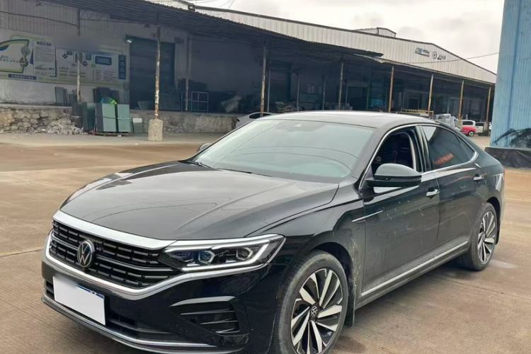 Used Volkswagen Passat 2025 Outstanding Model 380TSI Dragon Glory Edition