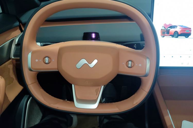 Used ONVO L60 2024 60 kWh All-Wheel Drive