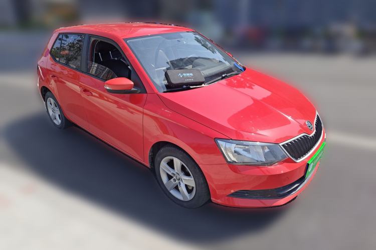 Used Skoda Fabia 2017 1.4L Automatic Car Enjoy Edition
