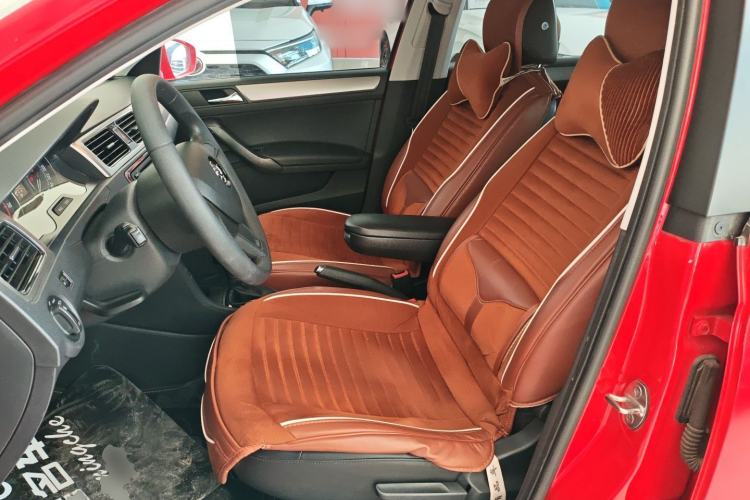 Used Skoda Rapid Spaceback 2014 1.6L Automatic Enjoyment Edition Left Front Seat