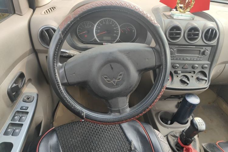 Used Wuling Hongguang 2010 1.4L Comfort Version
