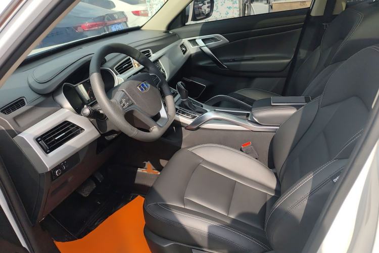 Used Geely Auto Emgrand X7 Sport 2016 1.8TD Automatic ZhiShang Model