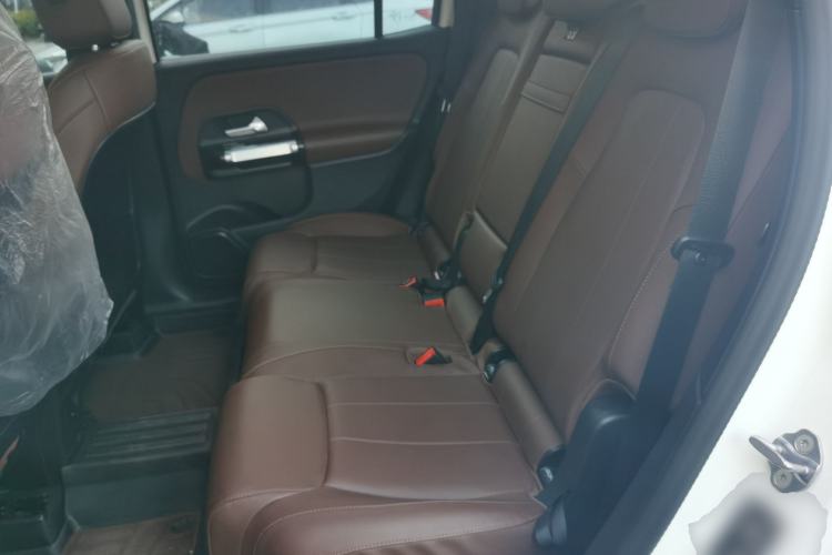 Used Mercedes-Benz GLB 2023 Refreshed GLB 200 Dynamic Edition Left Rear Seat