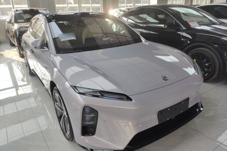 Used Nio ET5T 2025 75 kWh Touring Exterior 2