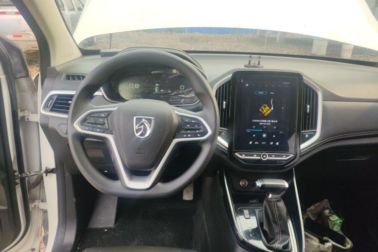 Used Baojun 530 2021 Global Car Anniversary Edition 1.5T CVT Luxury Model 7 Seats
