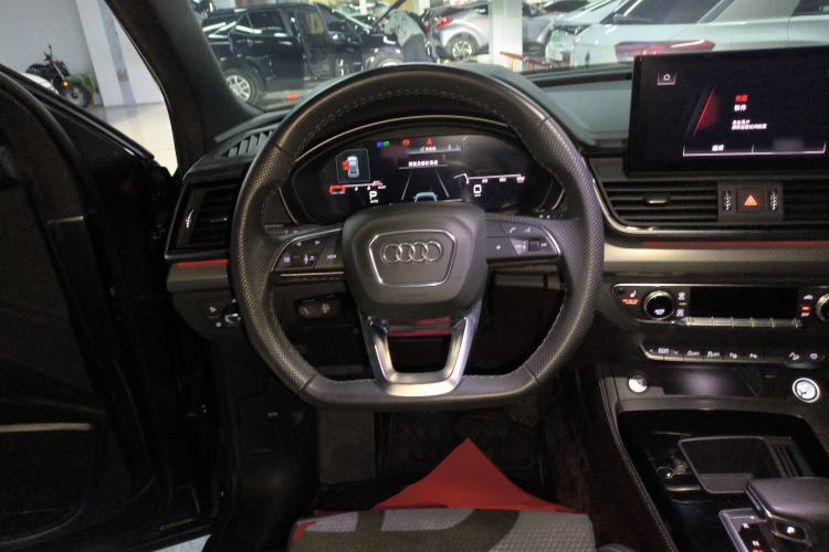 Used Audi Q5L Sportback 2022 Updated 40 TFSI Luxury Edition