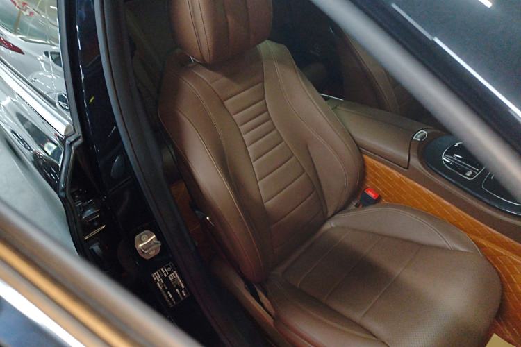 Used Mercedes-Benz E-Class 2020 Restyled E 300 L Sporty and Stylish Edition
