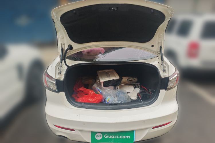 Used Mazda 3 2013 Sedan 1.6L Automatic Elite Model Trunk