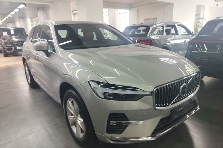 Used Volvo XC60 2022 B5 4x4 Zhiyi Luxury Edition