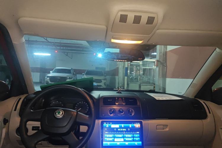 Used Skoda Fabia 2012 1.4L Manual Crystal Edition Headliner