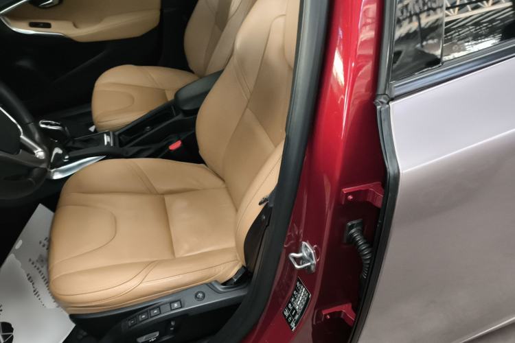 Used Volvo V40 2018 T3 Zhiyi Edition