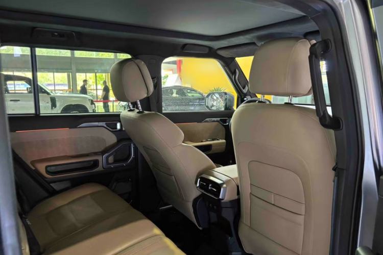 Used JETOUR Traveler 2023 2.0T All-Wheel Drive CrossPRO+ Interior 12