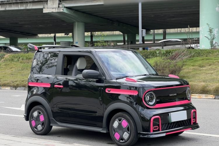 Used Geely Galaxy Panda 2025 210km Panda Kart Exterior 3