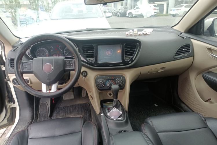 Used Fiat Viaggio 2012 1.4T Automatic Enjoyment Edition Center Console