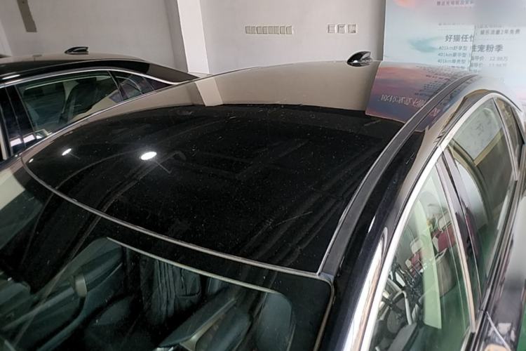 Used Hongqi E-QM5 2022 431 km Charge & Enjoy Edition