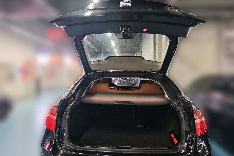 Used BMW X6 2009 xDrive35i Trunk