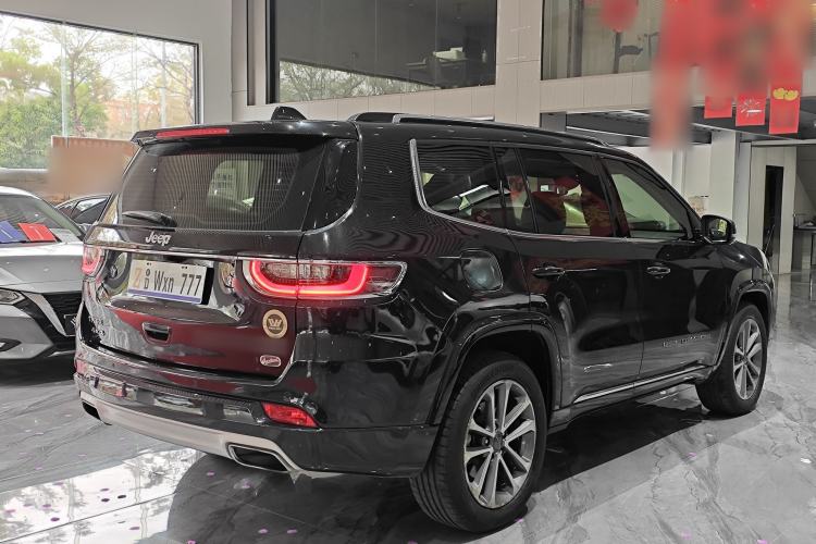 Used Jeep Grand Commander 2018 2.0T Four-Wheel Drive Smart Enjoyment Version China V Emission Standard