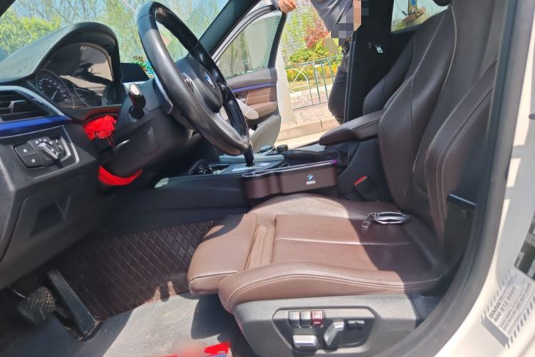 Used BMW 3 Series 2019 320i M Sport Package
