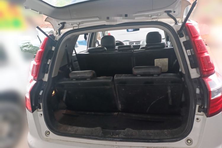 Used Geely Auto GX7 2015 Sports Edition 2.0L Manual Elite Model
