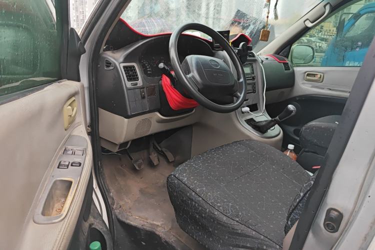 Used Jinbei Hiace 2011 2.0L 5th Generation Power King Classic 4G20D4B
