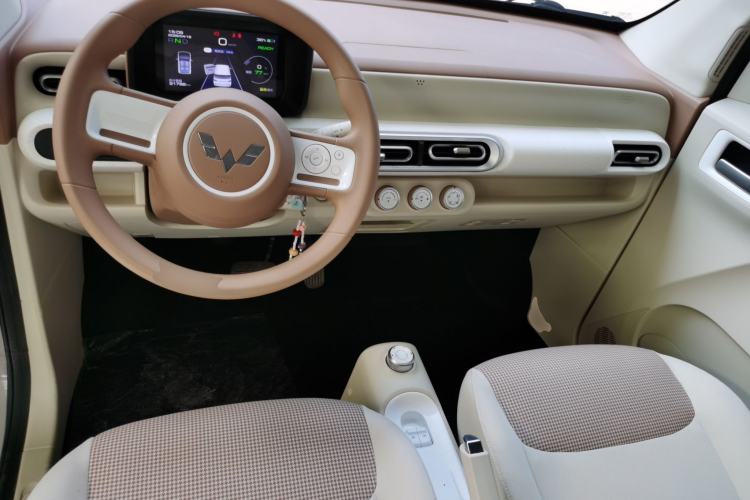 Used Wuling Hongguang MINIEV 2024 3rd Generation 215km Youth Edition