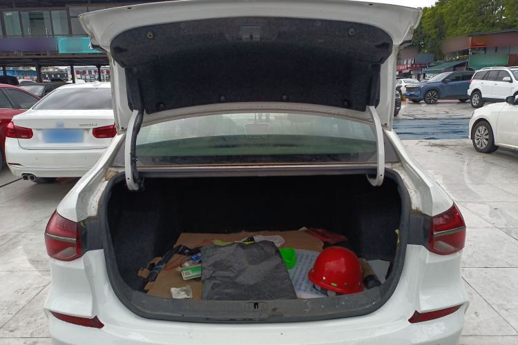 Used Chevrolet Monza 2019 RS 330T Automatic Comfort Edition China VI Standard