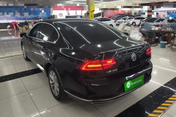 Used Volkswagen Magotan 2017 330TSI DSG Luxury Model