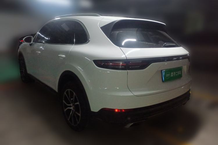 Used Porsche Cayenne 2018 Cayenne 3.0T Rear Left 45 Deg