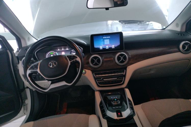 Used BAIC Beijing EU5 2018 R500 Smart Wind Edition
