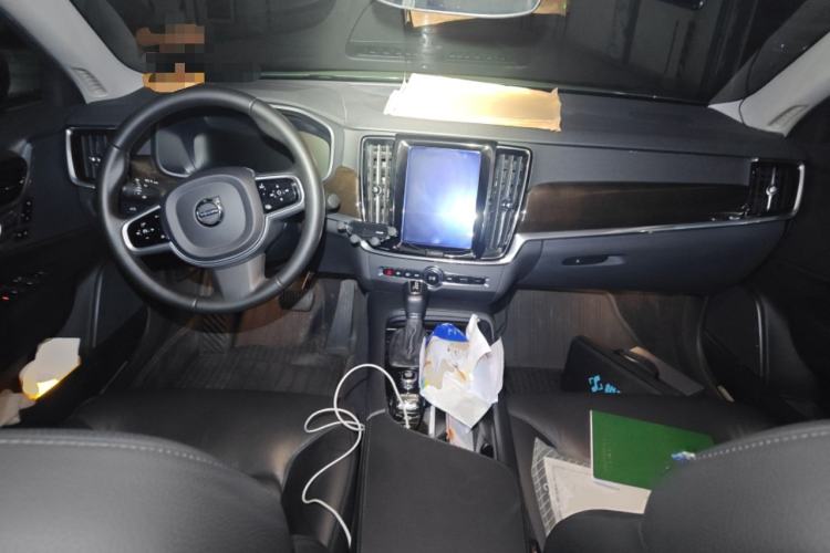 Used Volvo S90 2018 T4 Zhiyuan Edition Center Console