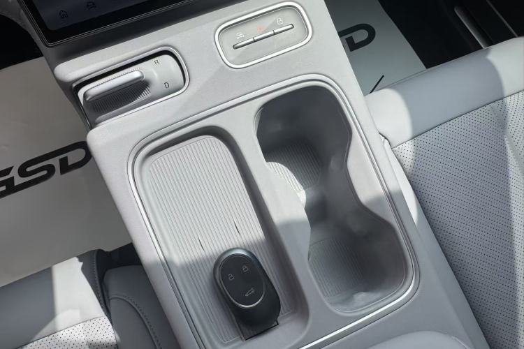 Used Nio EC6 2024 75 kWh