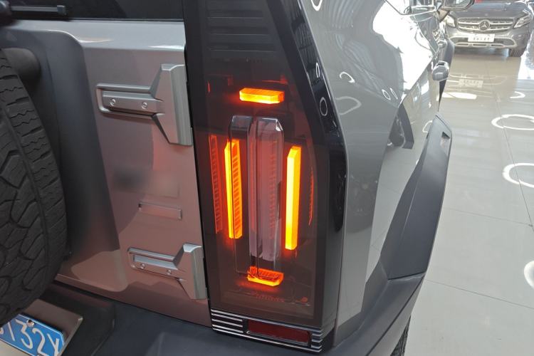 Used JETOUR Traveler 2023 2.0T Four-Wheel Drive Conqueror
