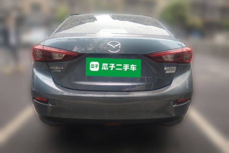 Used Mazda 3 Axela 2017 Sedan 1.5L Automatic Luxury Model China VI Standard