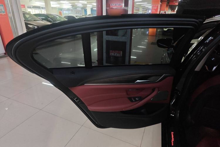 Used BMW 5 Series 2022 Updated 530Li Leading Edition Luxury Package
