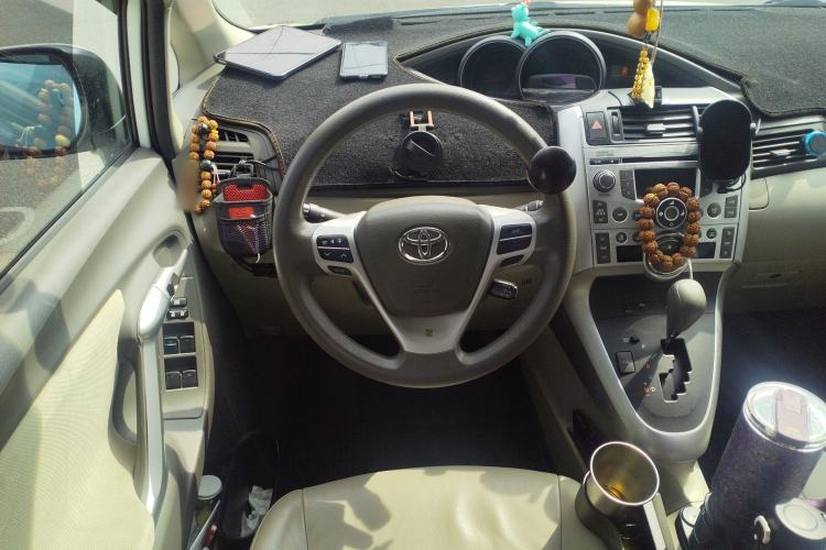 Used Toyota Verso 2011 180G CVT Luxury Edition Steering Wheel