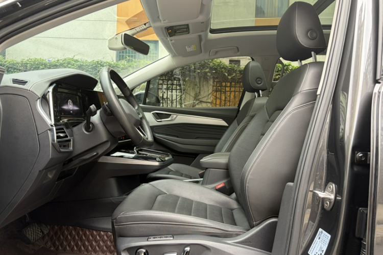 Used Volkswagen Talagon 2021 330TSI Two-Wheel-Drive Luxury Edition – Scenic Version Left Front Seat