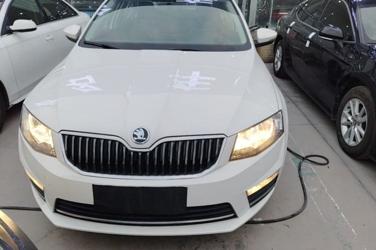 Used Skoda Octavia 2017 1.6L Automatic Chuanxing Edition Front