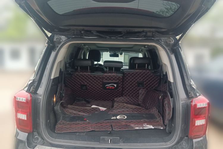 Used GAC Trumpchi GS8 2017 320T Two-Wheel Drive Luxury Smart Connectivity Version (7 Seats) Trunk